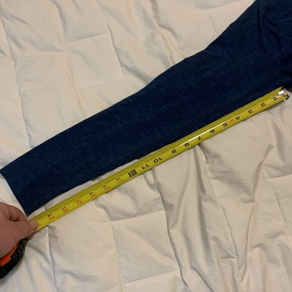 Horny toad, ladies medium, long sleeve T shirt, 1/4 button down, like new - Picture 10 of 12